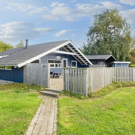 Spacious Retreat In Skovmose-by Traum * Nedre Lysabild