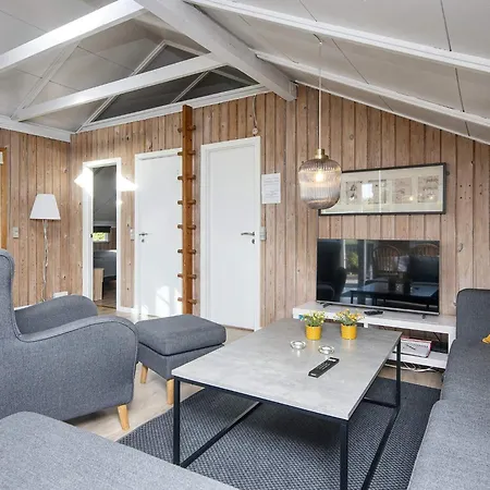 Casa de Férias Spacious Retreat In Skovmose-by Traum Nedre Lysabild