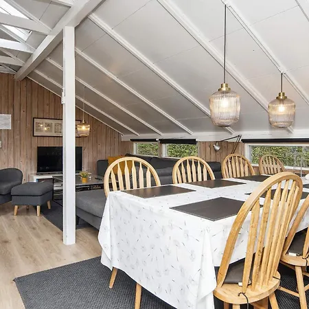 Spacious Retreat In Skovmose-by Traum Nedre Lysabild